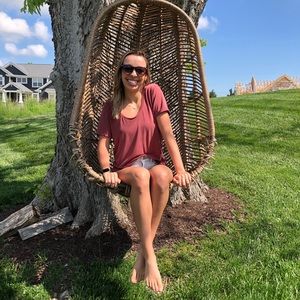 Meet your Posher, Caroline